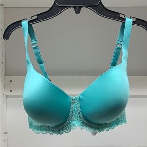 Fredericks of Hollywood padded with lace trim 34DD